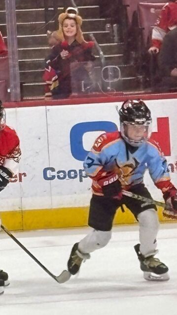 6th goal in today rec league game. #youthhockey #ivannartov #nartovhockey #ivy #ivy77